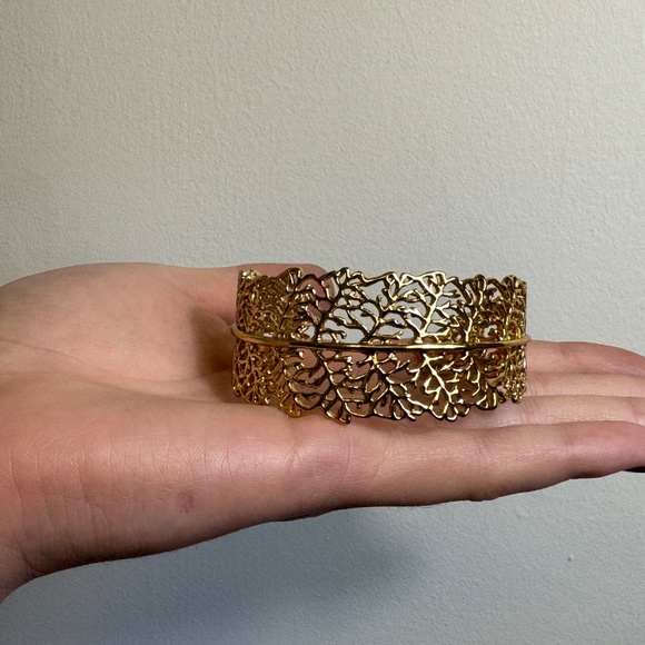 Stella & Dot Gold Cuff - Picture 4 of 5